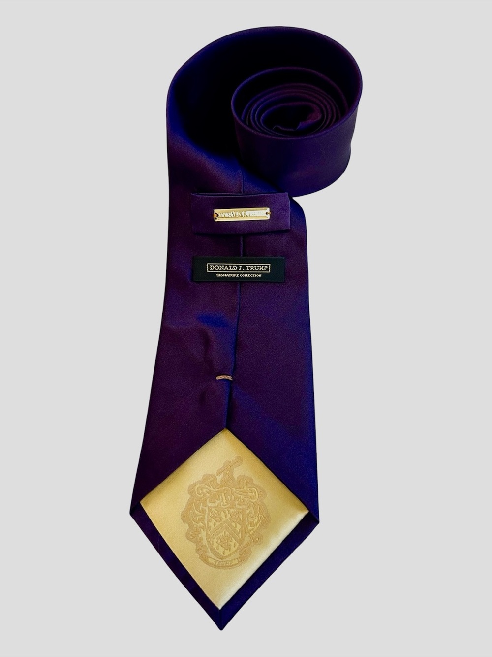President Donald J. Trump Signature Collection Men's Solid Purple Silk Tie